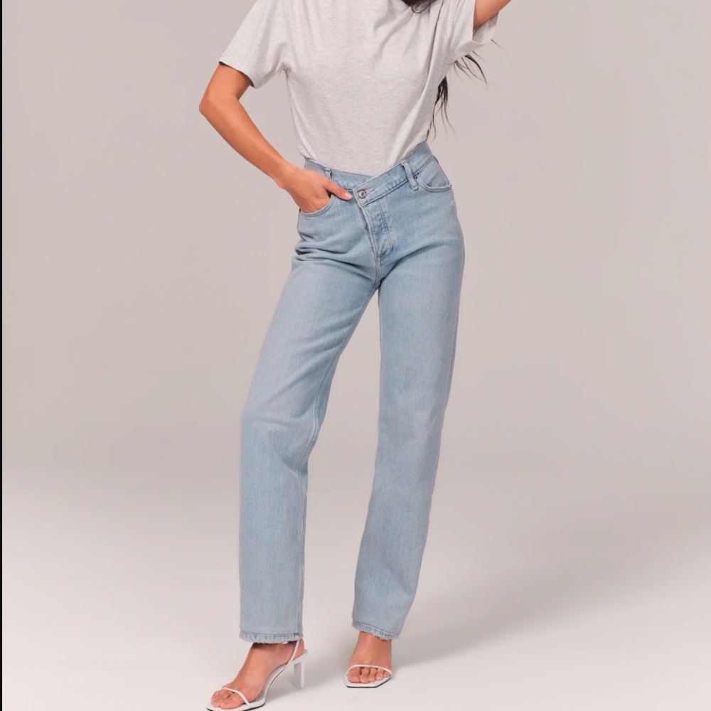 ABERCROMBIE High Rise Dad Jeans